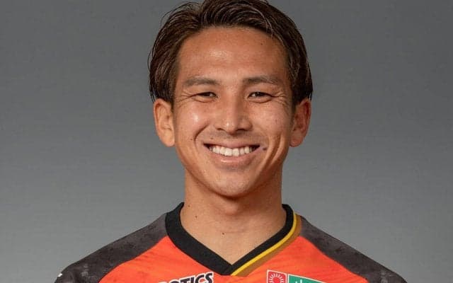 J2残留果たした山口、今季加入のDF沼田圭悟と契約更新「応援したくなるチームにしていきます！」