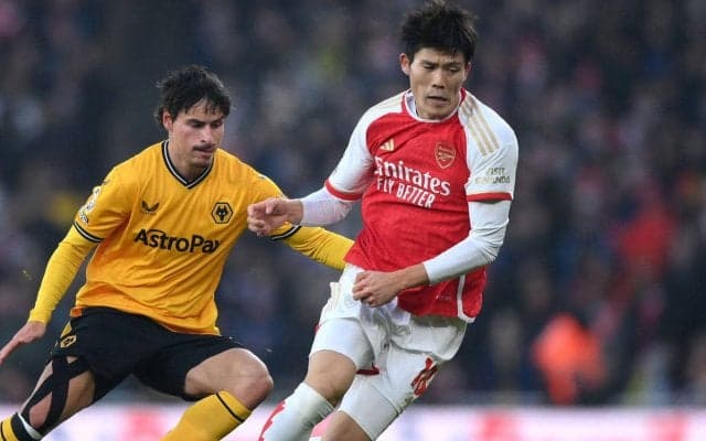 「良いニュースではなかった」痛恨、先発の座を奪った冨安健洋が負傷離脱…ふくらはぎを傷める「しばらく戦線を離れる」