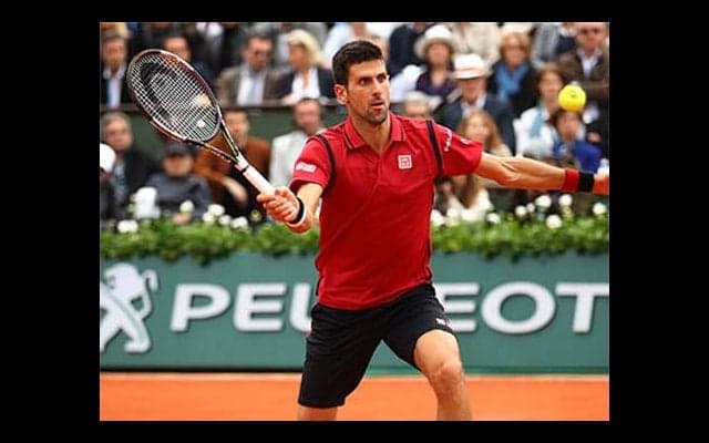  ジョコ快挙ラケット 1500万円で落札 