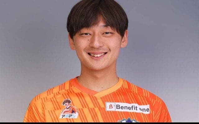 愛媛がユース出身MF岩井柊弥と契約満了…昨年2月に重傷負い今季も出場なし「僕は愛媛FCが大好きです」