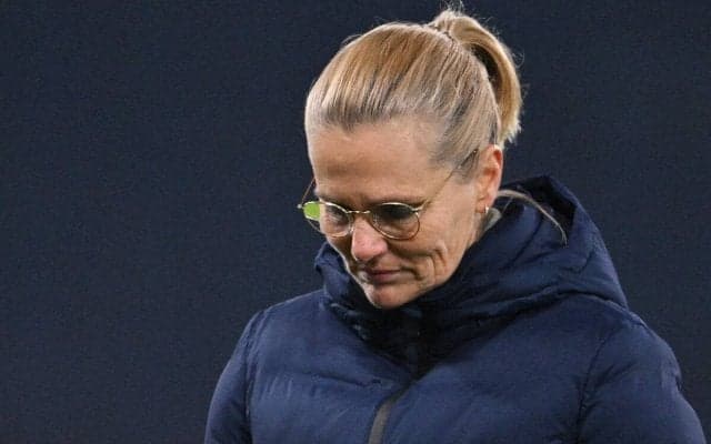 パリ五輪出場逃したイングランド女子、ヴィーフマン監督が胸中明かす「何と言っていいのか分からない」