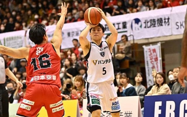 河村勇輝がキャリアハイ更新42得点の大暴れ…横浜ビー・コルセアーズが連敗脱出