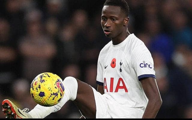 サール復帰間近もダイアーはしばしの離脱へ…ポステコグルー監督が最新のチームニュース明かす