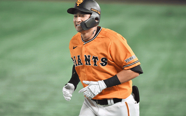 巨人22歳の止まらぬバット　6戦連続安打で首位打者“浮上”…異国で見せる覚醒の兆し