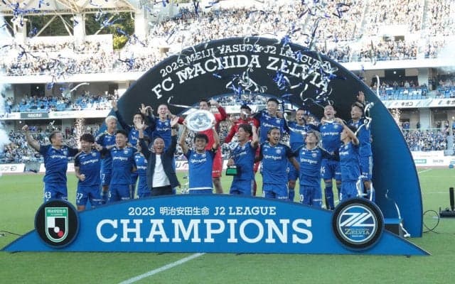 J2リーグアウォーズ各賞が発表！ MVPはエリキ、ベストイレブンは7クラブから選出！ 優秀監督賞は磐田・横内昭展監督が受賞