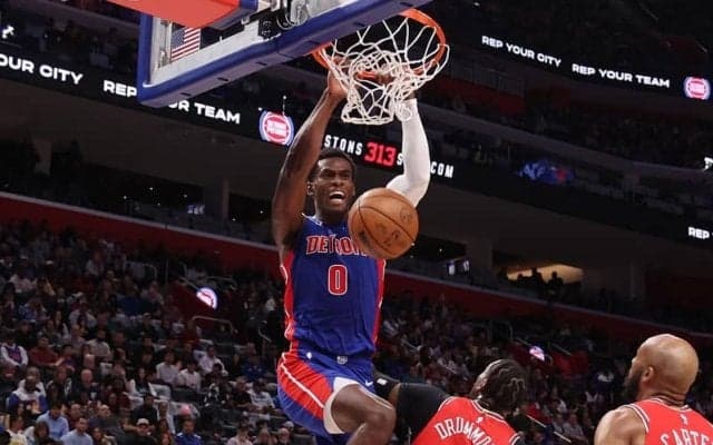 悪夢の18連敗に陥ったピストンズ…先発センターのジェイレン・デューレンが2週間の離脱