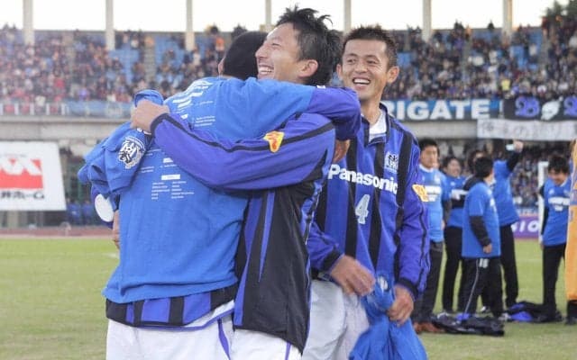  【独占インタビュー】橋本英郎氏が12月16日に古巣G大阪で引退試合「僕以上に目立ったり、活躍する選手がいてもいい」…2005年モデルのユニフォームに込めた思いも