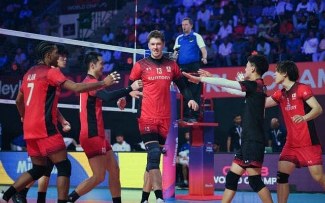 サントリーはクルゼイロにフルセットの惜敗も予選突破が確定　男子世界クラブ選手権