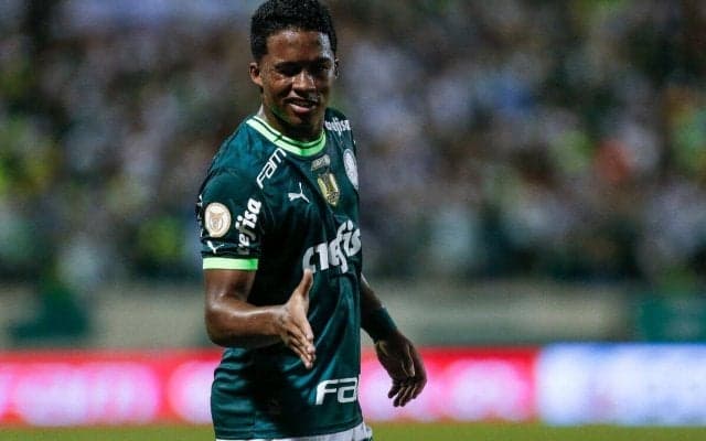 「ピッチ外でも勝者だ」「めっちゃ美人」17歳の神童エンドリッキが堂々の交際宣言！お相手は3歳上のインフルエンサー