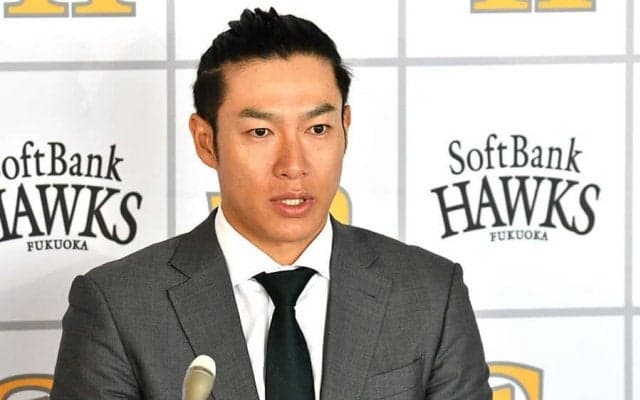 鷹・柳田悠岐、5000万円減の5.7億円で更改　契約を見直し「残り3年、死ぬ気で」