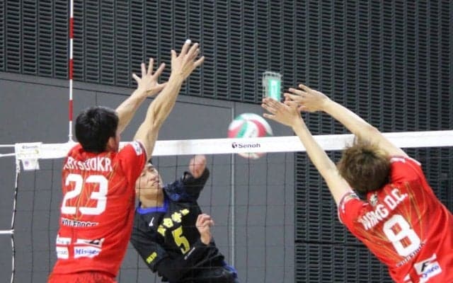 駿台学園高は名古屋に完敗　春高連覇へ「いい経験」　バレー全日本選手権２回戦