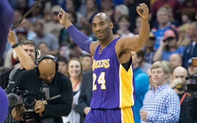 コービーの実使用ユニなど総額7000万円で落札…引退直前“現役最後のアウェー戦”で着用