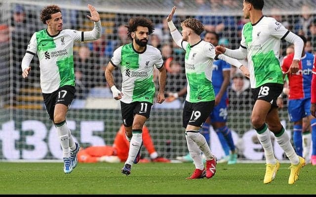 リバプールが土壇場逆転で暫定首位に！　同点弾サラーがクラブ通算200＆PL通算150ゴールのメモリアル弾【プレミアリーグ】