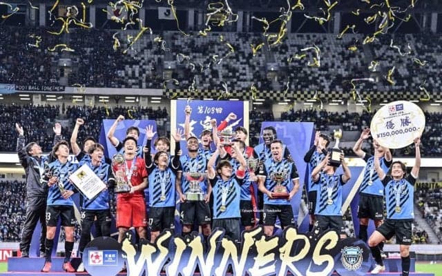 「爪切りが謎」J1川崎が天皇杯優勝記念に販売した「クラブオリジナル爪切り」に戸惑いと納得の声！「爪切りを売るあたり、川崎らしさ出てますね笑」の反応