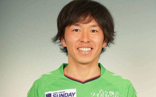 東北2部からクラブに在籍、八戸が17年目を迎える38歳MF新井山祥智と契約更新「後悔のないシーズンを」