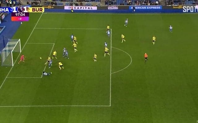 「ヒーローになり損ねた」三笘薫、会心のダイレクトボレーを阻んだ神セーブの瞬間「キーパーえぐすぎ」「あれを止められたらもうどうしようもないわ」