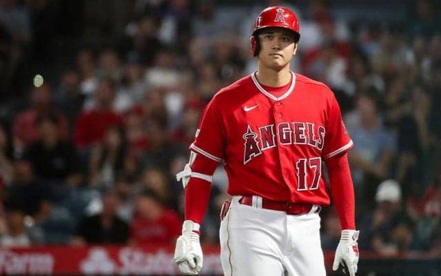 大谷翔平への“惜別の花束”　失意のエ軍本拠地…一変した光景「終わってしまった」
