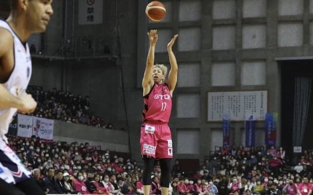 土壇場で中山拓哉が躍動して秋田が大逆転…河村勇輝はダブルダブルも横浜BCは2連敗に