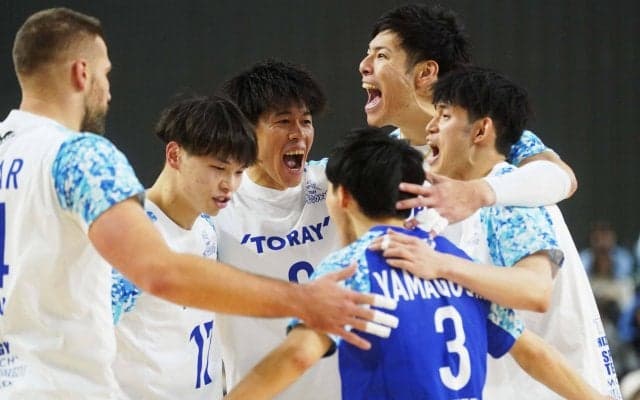 天皇杯・皇后杯全日本選手権ファイナルラウンド準々決勝結果　東レ男子が前回王者ジェイテクトを下してベスト4進出