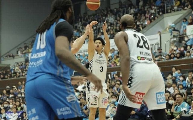 島根の安藤誓哉&ビュフォードが30得点超え…テーブス海が躍動のA東京も白星／12月10日開催 B1試合結果