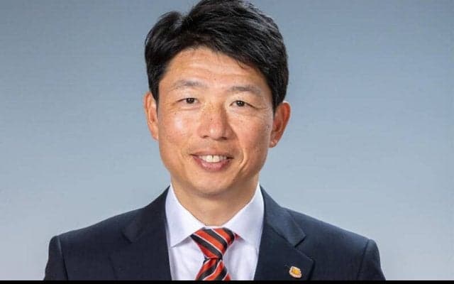 今治新監督に服部年宏氏の就任決定！　「皆様と喜びを分かち合えることを目指します」