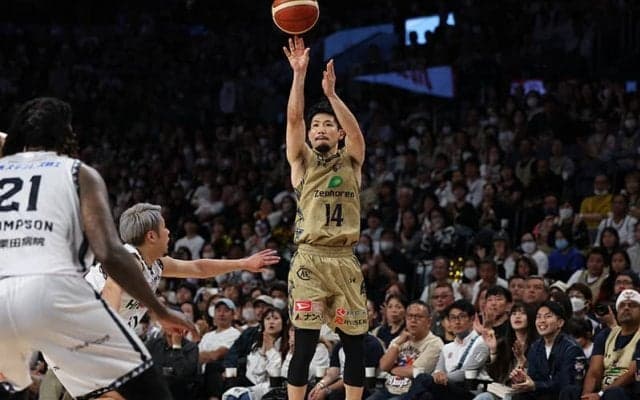 連続3Pシュートで琉球を大逆転勝利に導いた岸本隆一「絶対に負けられない一戦だった」