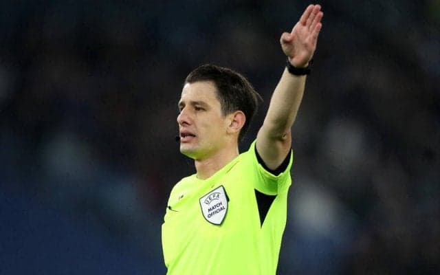 トルコで衝撃事件、クラブ会長が主審の右頬にパンチを見舞いKO…サッカー協会会長は「恥ずべき夜」と非難