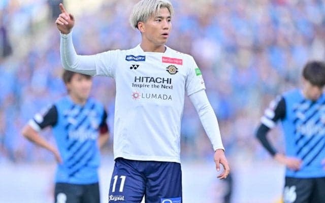 川崎のパス・サッカーを抑え込む先鋒となった「柏の2人の若きFW」【第103回天皇杯決勝に詰まっていた見どころ】(1)