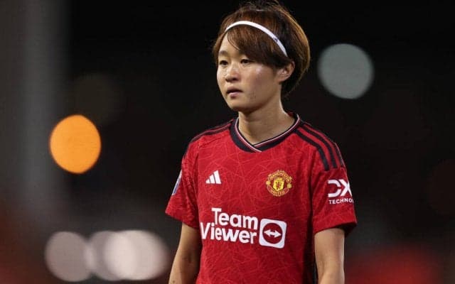 代表戦で負傷の宮澤ひなた、離脱をユナイテッド指揮官が報告　「クリスマスが終わるまでプレーできないだろう」