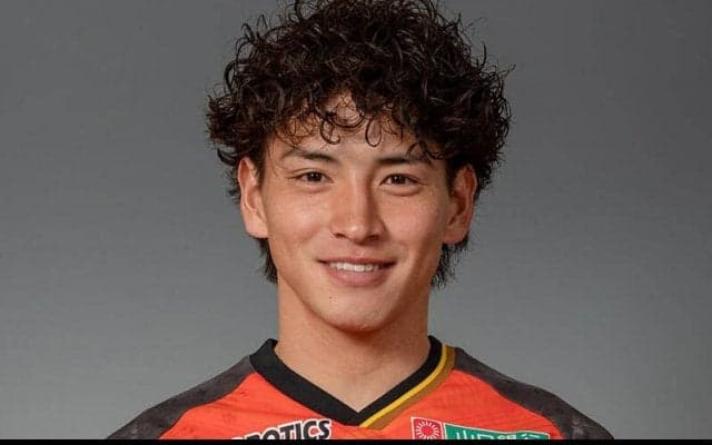 山口が大卒ルーキーFW野寄和哉と契約更新、今季22試合に出場「来年はいっぱい笑えるように」