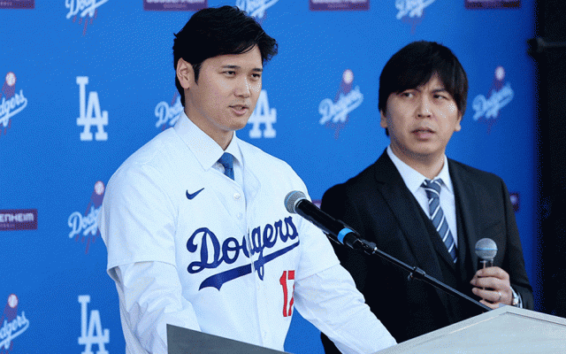 大谷翔平、“英語一切なし”の入団会見　丁寧に思い表現…水原通訳へ信頼の20分