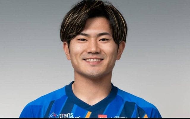 長崎主将の米田隼也が来季契約を更新　「来シーズンは”過去最高の感動”を一緒につくりましょう」