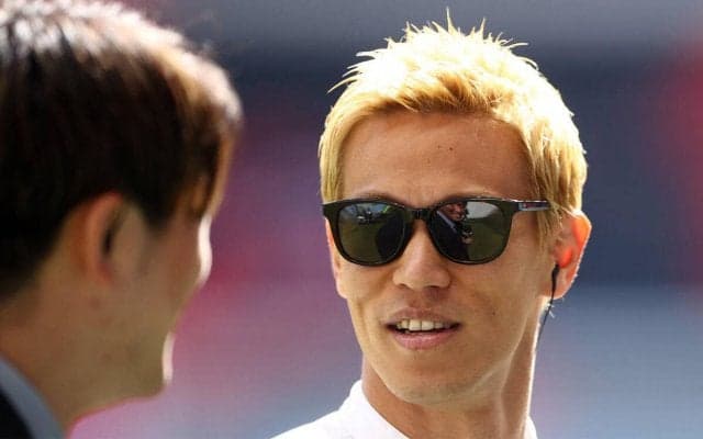 「まじか」「京大にいる！」京都大学に現れた本田圭佑が話題！サングラス姿に「かっけー」「授業受けてる場合じゃなかった泣」