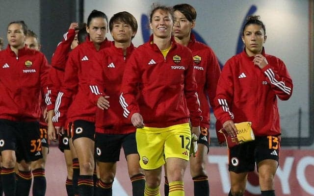 熊谷紗希＆南萌華フル出場のローマがPSGにアウェイで敗戦【UWCL】