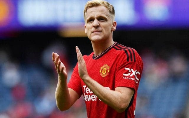 飼い殺しのファン・デ・ベーク、フランクフルトへの買取OP付きレンタル移籍合意へ