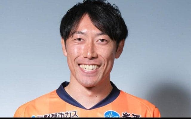 長野が今季J3で29試合4得点の近藤貴司と契約更新　「来年もたーちをよろしくお願いします」