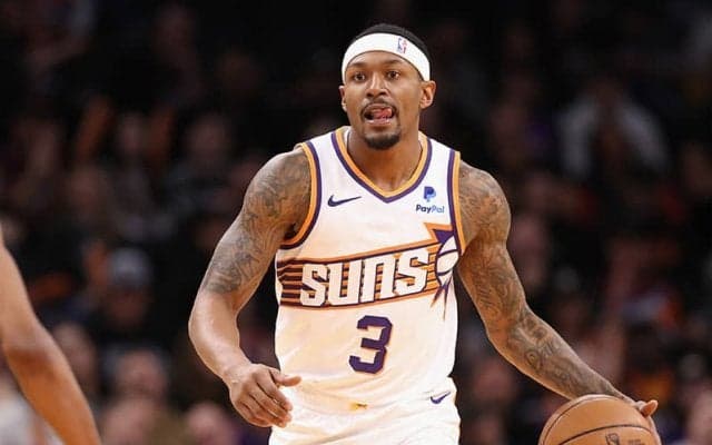 ビッグスリーそろい踏みから早くもアクシデント…ブラッドリー・ビールが右足首を捻挫