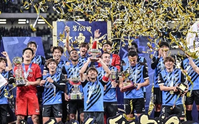 【アジア王者・浦和レッズを襲ったJリーグの日程問題は”対岸の火事”ではない(2)】天皇杯王者・川崎がプレミアのCL出場チームを超える試合数に…2月に迎える最大の難関