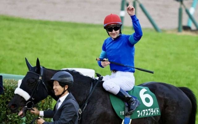 【ターコイズS】ルメール「ずっと伸びてくれた」フィアスプライドが重賞初制覇