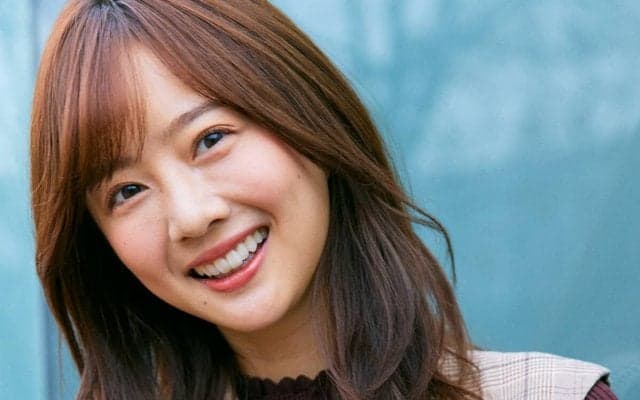 朝日杯FSで美人勝負師の真骨頂を発揮か！　対抗に指名したのは超ド級「穴馬」