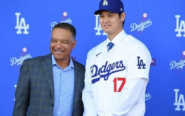 ドジャース監督が明かした大谷翔平の“三刀流プラン”に米メディアは賛否「不必要なリスクとしか言いようがない」という指摘も