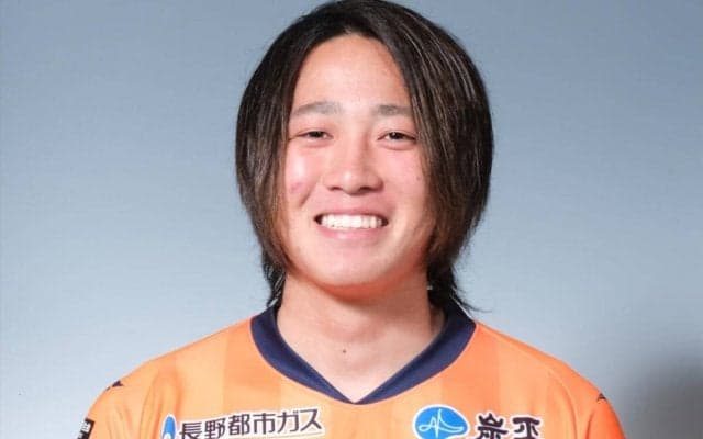 長野が今季飛躍のMF高橋耕平と契約更新　「思いをピッチ上で表現します」