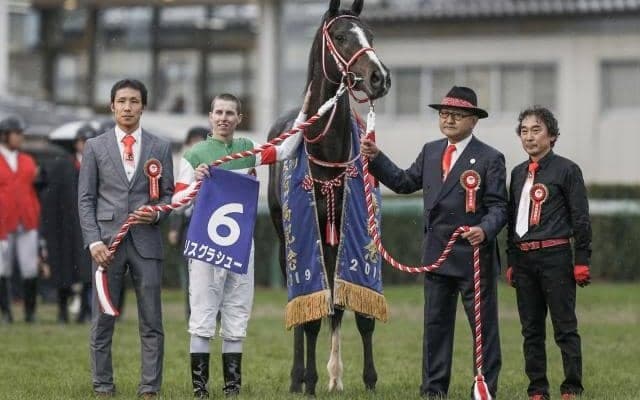 前回阪神日本一の85年は歴史的名馬の圧勝 ○○の時の有馬記念を回想