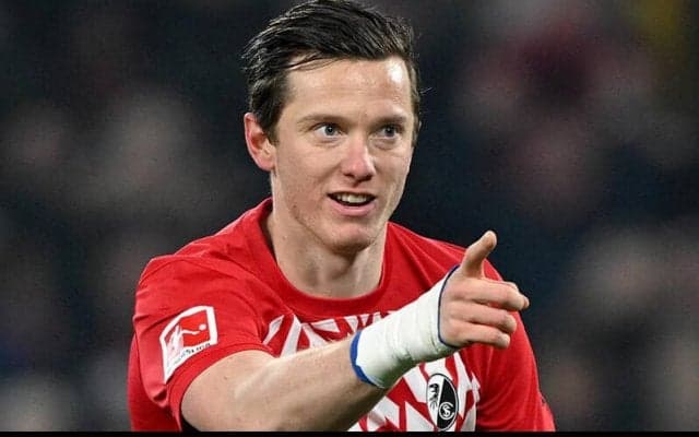 堂安フル出場のフライブルク、グレゴリッチュの3戦連発弾で10人ケルンを退け3連勝【ブンデスリーガ】