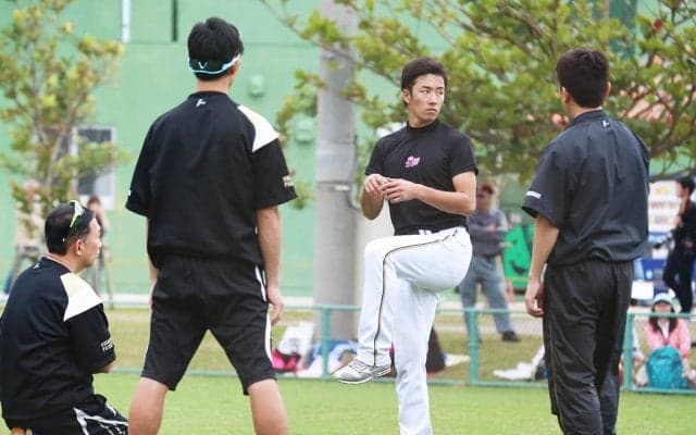 斎藤佑樹がリハビリで得た新発見「正しいフォームを求めようとするといい時に近づく」