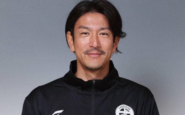 来季J2の鹿児島、今季途中就任で昇格導いた大島康明監督と契約更新「共に喜び合えるよう日々努力を重ねていきます」