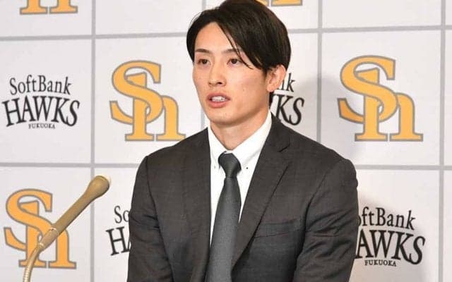 盗塁王の鷹・周東は4500万円でサイン「妥当かな」　WBCで世界一…3年ぶり2度目のタイトル