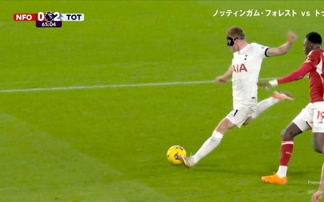 「強烈！」「ねじ伏せたなw」GKの正面ブチ抜く弾丸シュートに衝撃！ スウェーデンの大砲がニアを一閃 若きレフティの右足弾にスタジアム騒然