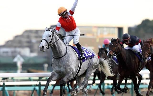 昨年は「アルゼンチンがM-1に勝利」!? 有馬記念にまつわるサイン馬券を振り返ろう