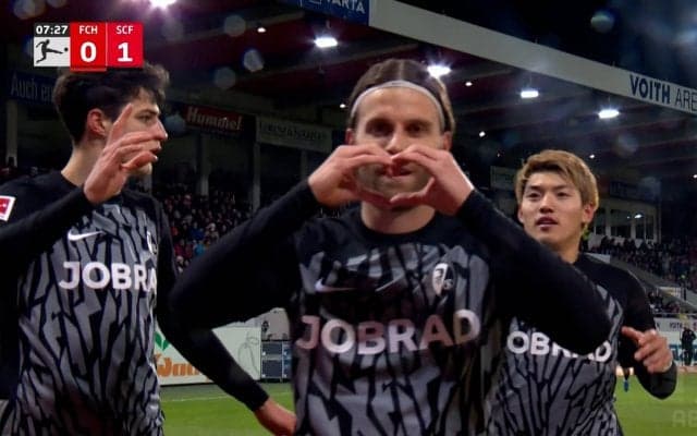 堂安律の神ダイレクトパスが生んだ！GKから組み立てた６人連携の“完璧ゴール”が美しすぎる！「実質堂安起点」「全員が上手い」「良い崩しすぎる」など反響